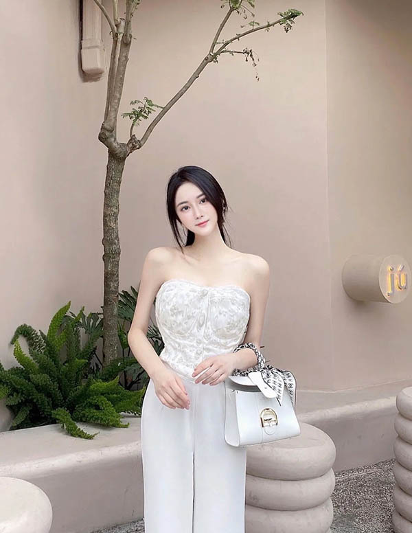 迪拜预约高端模特